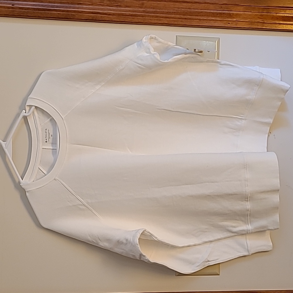 New with tags Athleta 1X white long sleeve sweatshirt
